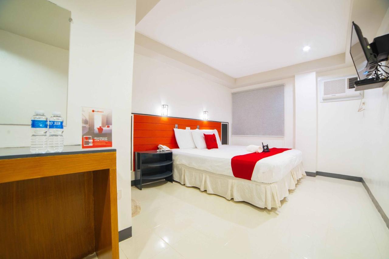 Reddoorz Plus Near San Pedro Cathedral Davao Luaran gambar