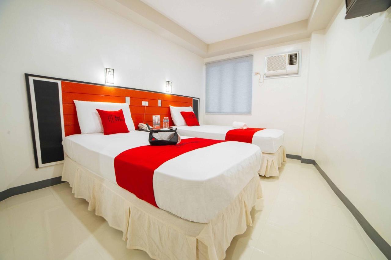 Reddoorz Plus Near San Pedro Cathedral Davao Luaran gambar