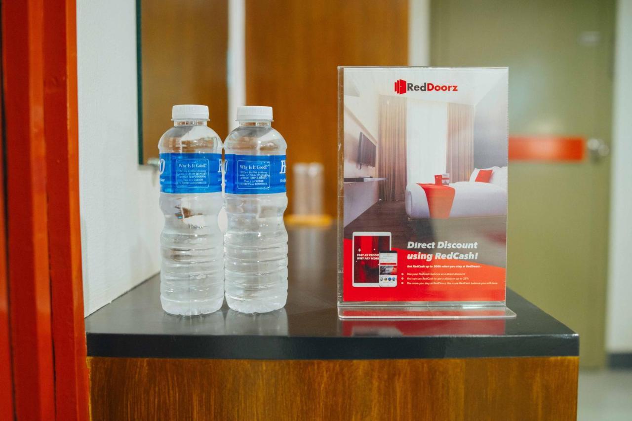 Reddoorz Plus Near San Pedro Cathedral Davao Luaran gambar